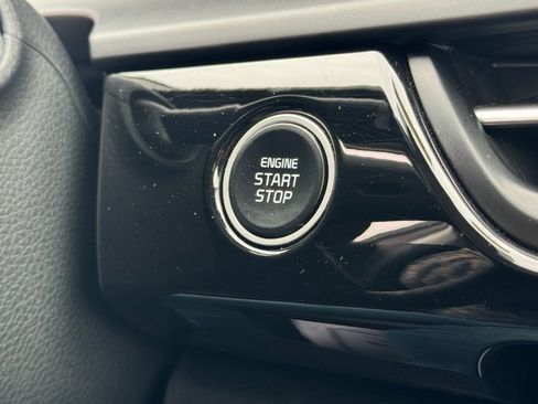 Used 2025 Kia Seltos S FWD image 29