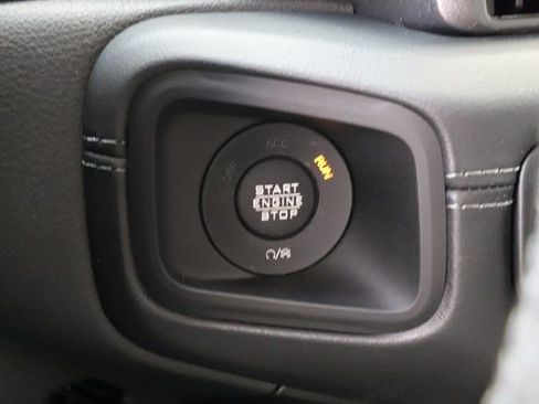 New 2025 Jeep Gladiator Rubicon w/ Safety Group image 37