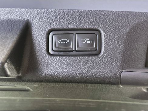 Used 2025 Kia Telluride S FWD image 31