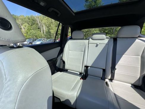 Used 2021 Volkswagen Tiguan SE R-Line AWD/4WD image 13