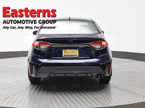 Used 2021 Toyota Corolla SE FWD image 6