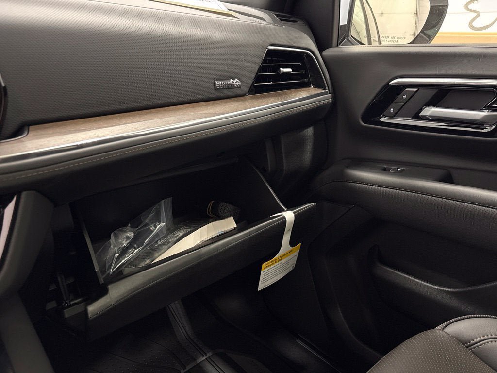 New 2027 Chevrolet Tahoe High Country w/ Sun And Tow Package AWD/4WD image 25