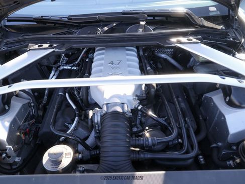 Used 2012 Aston Martin V8 Vantage Roadster image 22