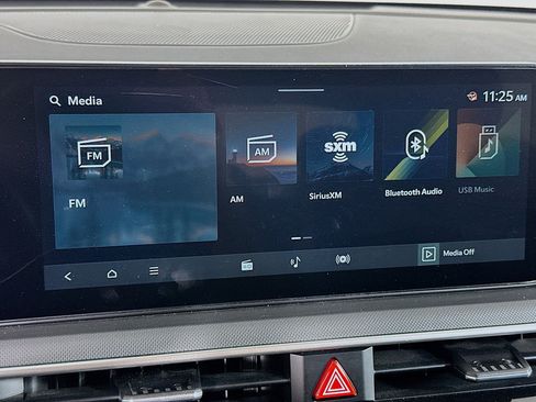 Used 2025 Kia K5 LXS FWD image 21