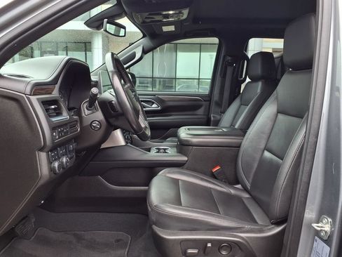 Certified 2021 Chevrolet Tahoe Z71 w/ Luxury Package AWD/4WD image 16