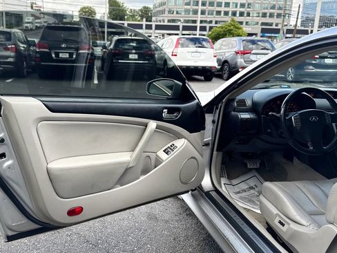 Used 2007 INFINITI G35 Coupe w/ Premium Pkg RWD image 9
