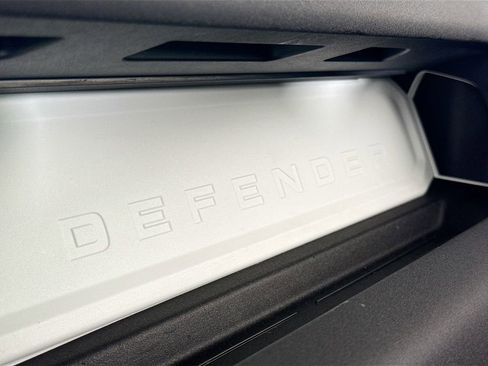 Used 2023 Land Rover Defender 110 S AWD/4WD image 22