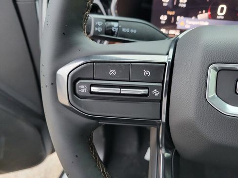 New 2026 GMC Canyon AT4 w/ Technology Plus Package image 14