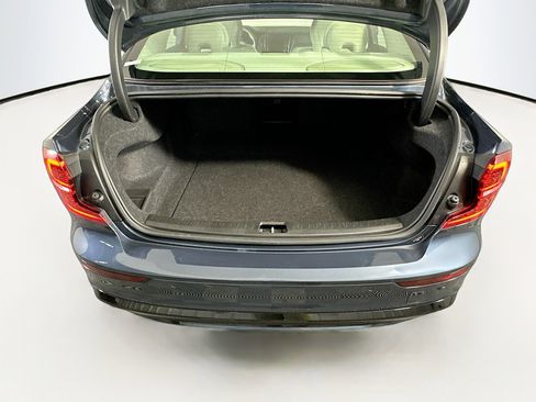 Used 2024 Volvo S60 B5 Core image 29