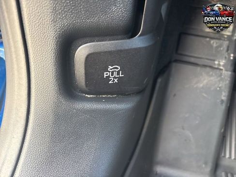 Used 2022 Ford Escape Titanium w/ Class II Trailer Tow Package AWD/4WD image 17