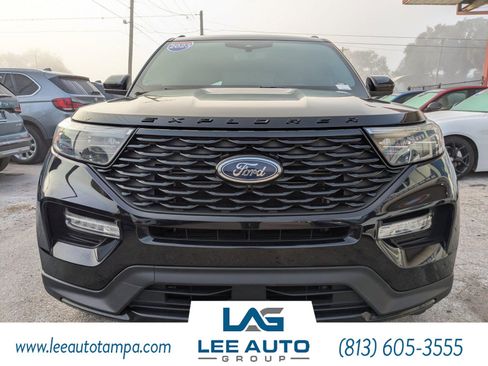 Used 2023 Ford Explorer ST-Line w/ Class IV Trailer Tow Package image 8