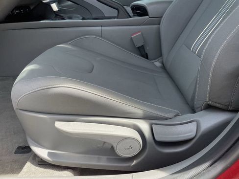 Certified 2024 Hyundai Elantra SEL FWD image 22
