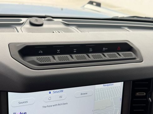 New 2026 Ford Bronco Badlands AWD/4WD image 15