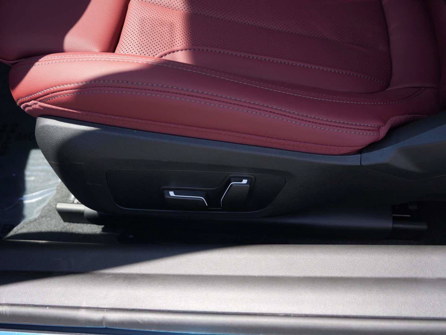 New 2026 BMW 230i xDrive Coupe w/ Premium Package AWD/4WD image 10