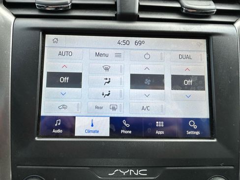Used 2019 Ford Fusion SEL FWD image 24