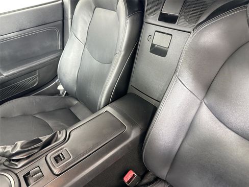 Used 2013 MAZDA MX-5 Miata Grand Touring RWD image 33