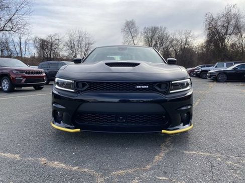 Used 2023 Dodge Charger Scat Pack w/ Daytona Edition Group RWD image 3