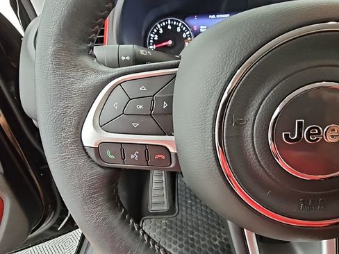 Used 2023 Jeep Renegade Trailhawk w/ Trailhawk Elite Group image 25