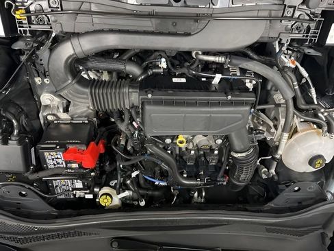 Used 2025 Ford Escape ST-Line image 25