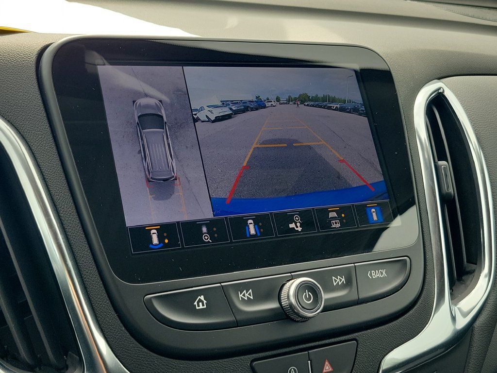 Used 2024 Chevrolet Equinox LT AWD/4WD image 24