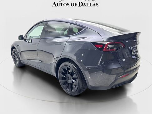 Used 2024 Tesla Model Y Long Range AWD/4WD image 9