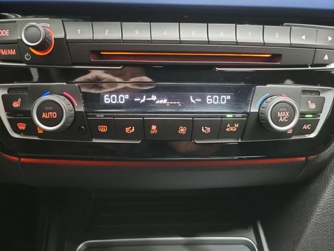 Used 2018 BMW 340i xDrive Sedan AWD/4WD image 21