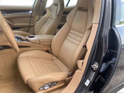 Used 2010 Porsche Panamera 4S image 13