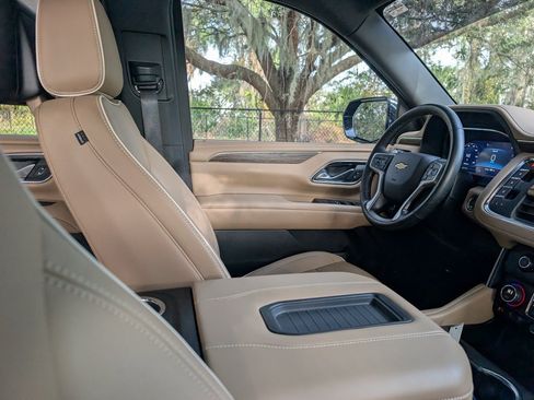 Used 2024 Chevrolet Tahoe Premier image 12