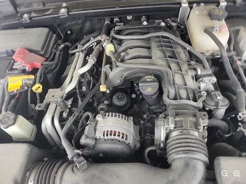 Used 2022 Jeep Gladiator Sport AWD/4WD image 13