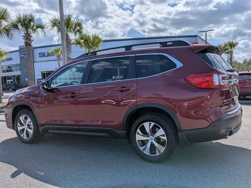 Certified 2025 Subaru Ascent Premium image 6