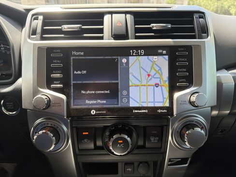 Used 2023 Toyota 4Runner SR5 Premium w/ Moonroof Package RWD image 18