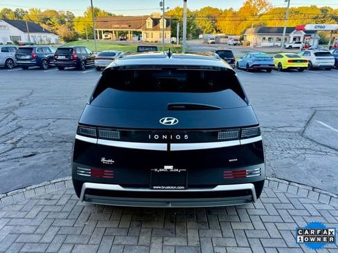 Used 2025 Hyundai Ioniq 5 SEL image 10
