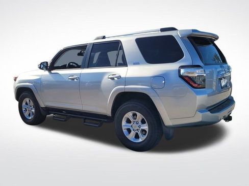 Used 2019 Toyota 4Runner SR5 Premium image 6