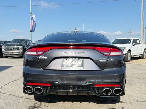 Used 2022 Kia Stinger GT2 image 6