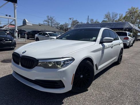 Used 2019 BMW 530i w/ Convenience Package image 3