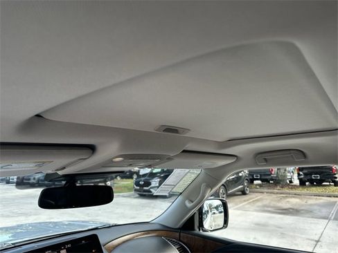 Used 2023 Nissan Armada SL w/ Captain's Chairs Package image 16