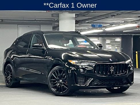 Used 2021 Maserati Levante image 3