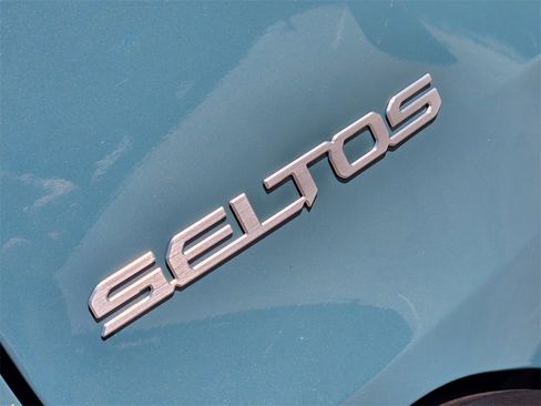 New 2026 Kia Seltos S image 8