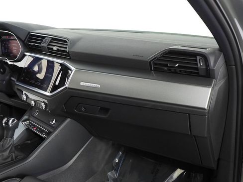 Used 2025 Audi Q3 2.0T Premium w/ Convenience Package AWD/4WD image 14