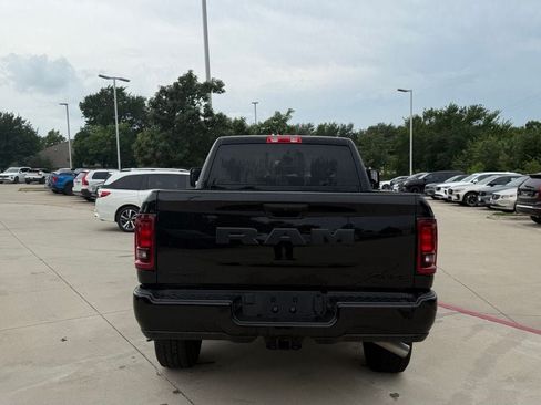 Used 2025 RAM 2500 Big Horn AWD/4WD image 6