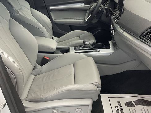 Used 2025 Audi Q5 2.0T Premium AWD/4WD image 12
