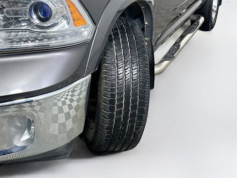 Used 2014 RAM 1500 Laramie image 25