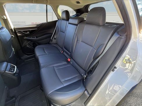 Used 2020 Subaru Outback Limited image 23