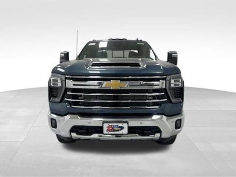 New 2026 Chevrolet Silverado 2500 LTZ w/ LTZ Premium Package AWD/4WD image 2
