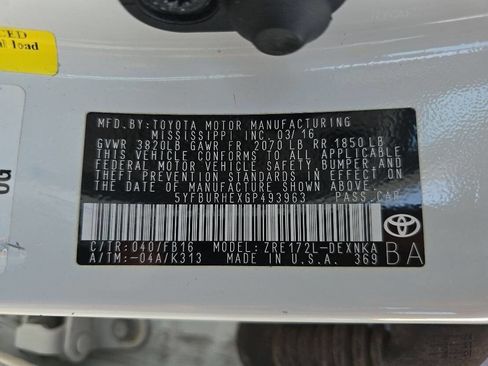 Used 2016 Toyota Corolla LE image 14