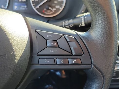 Used 2025 Nissan Sentra S image 21