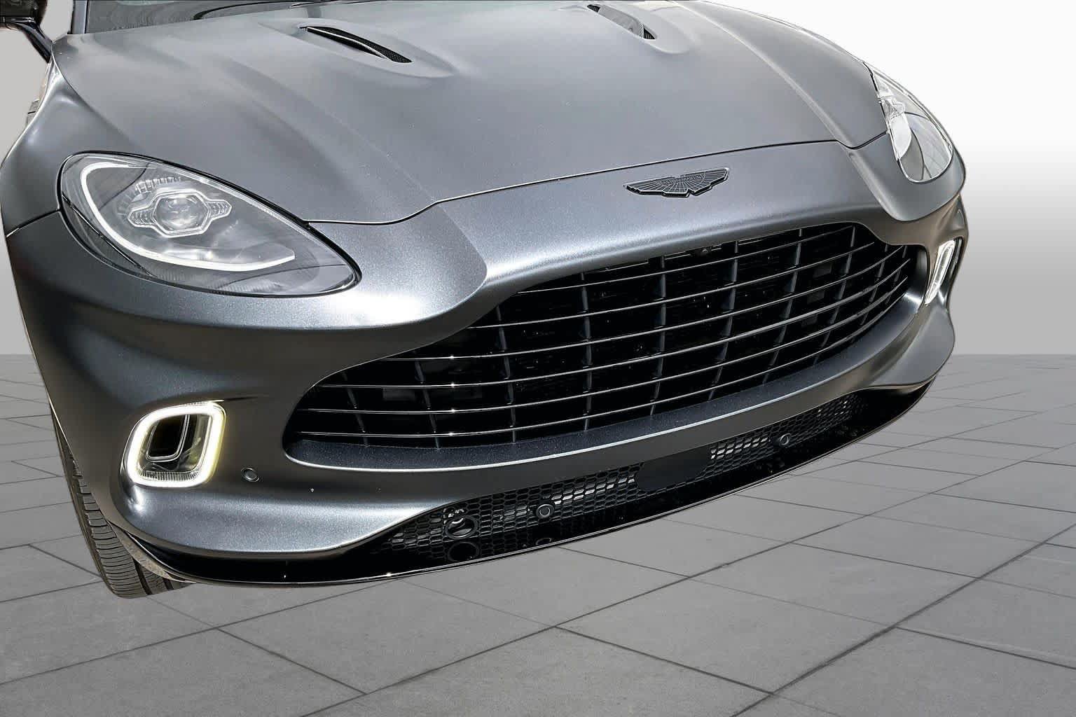 Used 2022 Aston Martin DBX AWD/4WD image 30