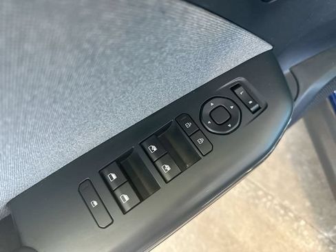 Certified 2025 Kia K4 EX FWD image 17