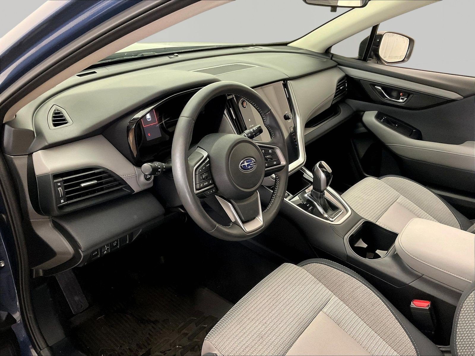 Used 2025 Subaru Outback Premium AWD/4WD image 17