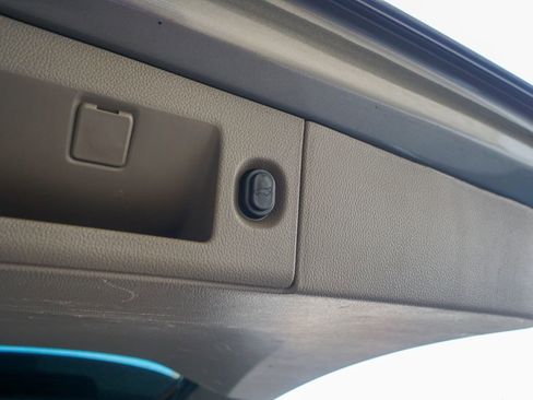 Used 2018 Chevrolet Tahoe LT w/ LT Signature Package image 12